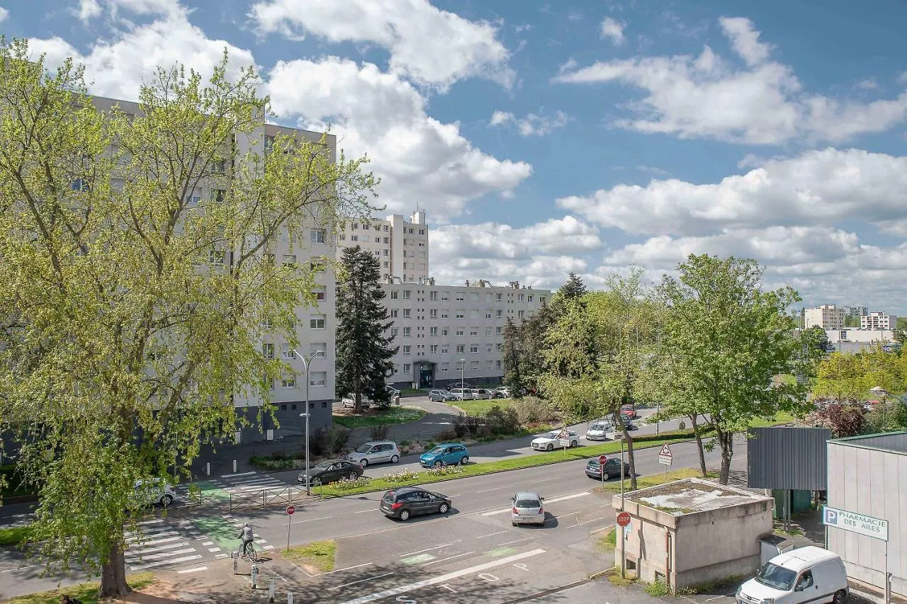Le Raymond - Appartement Proche Du Centre Sportif, Des Rives De L'Allier Et Du Centre-Ville - Parking Βισύ Γαλλία
