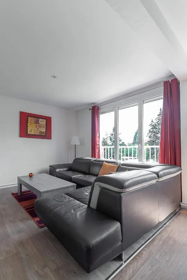 Διαμέρισμα Le Raymond - Appartement Proche Du Centre Sportif, Des Rives De L'Allier Et Du Centre-Ville - Parking Βισύ